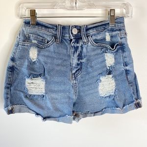 SO Juniors Jean Mom Shorts Sz 3 Med Wash High Rise Distressed Raw Hems Stretch